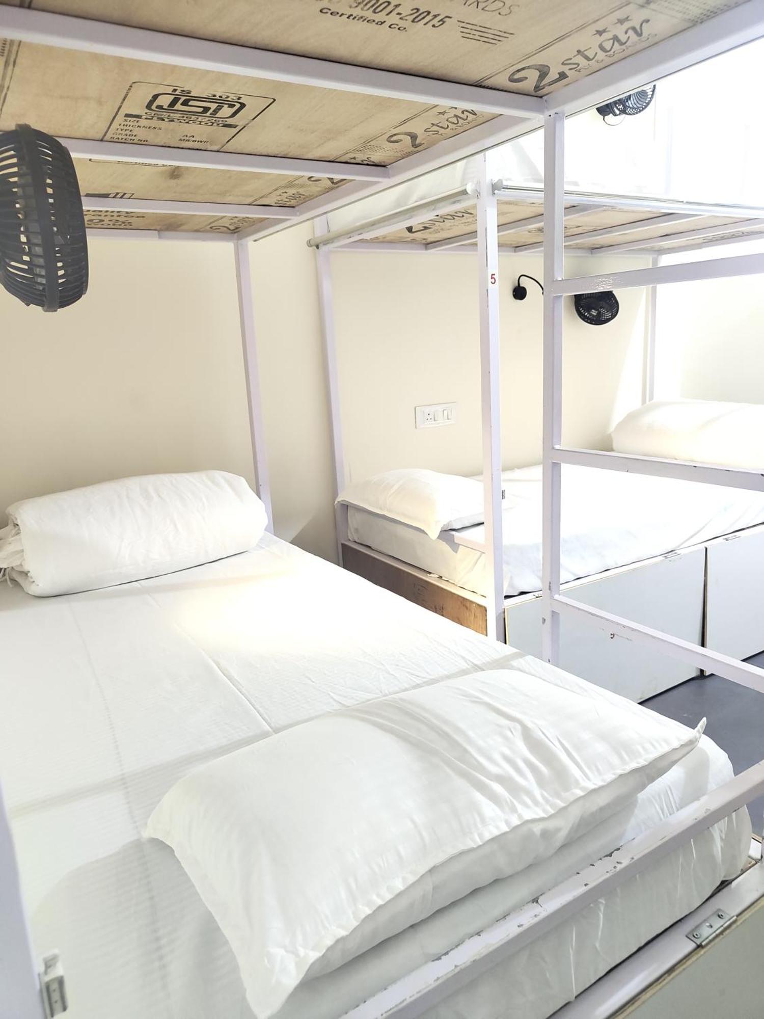 Hot - House Of Travellers, Vagator Hostel Kamer foto